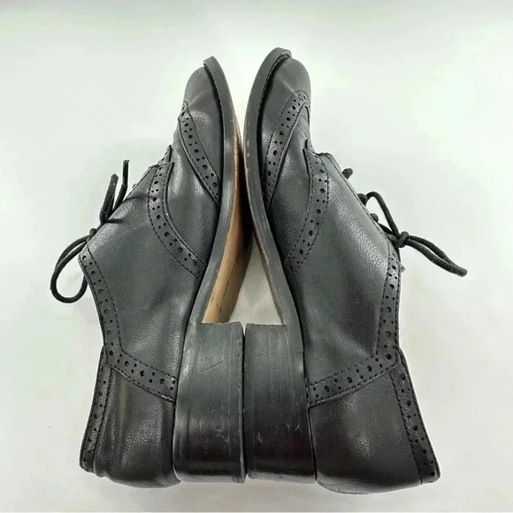 Adrienne Vittadini Biome flats size 7 black faux leather spectator oxfords - Picture 6 of 15